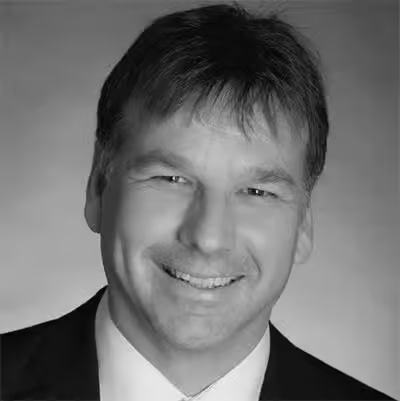 Dr. Andre Lehnhoff Dr. Andre Lehnhoff